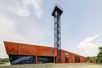 Institute of Clinical and Experimental Medicine 4